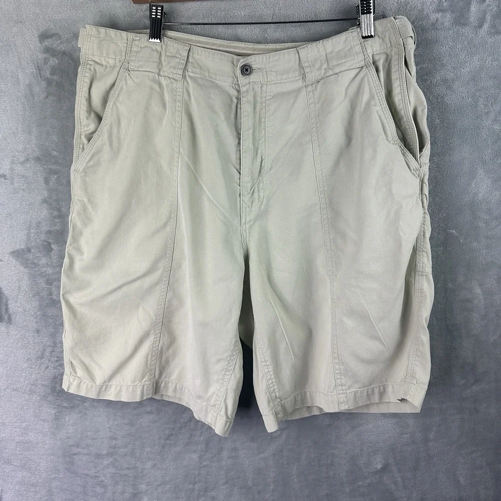 Tommy Bahama Relax Men's Shorts 36 Khaki Tencel Lyocell Cotton 10" Inseam - Picture 1 of 10